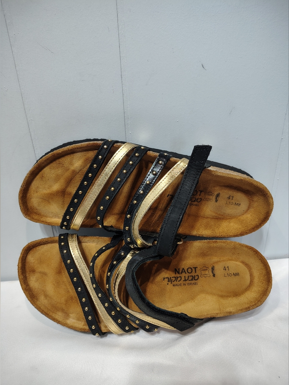 Naot Prescott Sandals Women’s EU 41 US 10 Black Gold Studded Leather Comfort - Picture 5 of 9